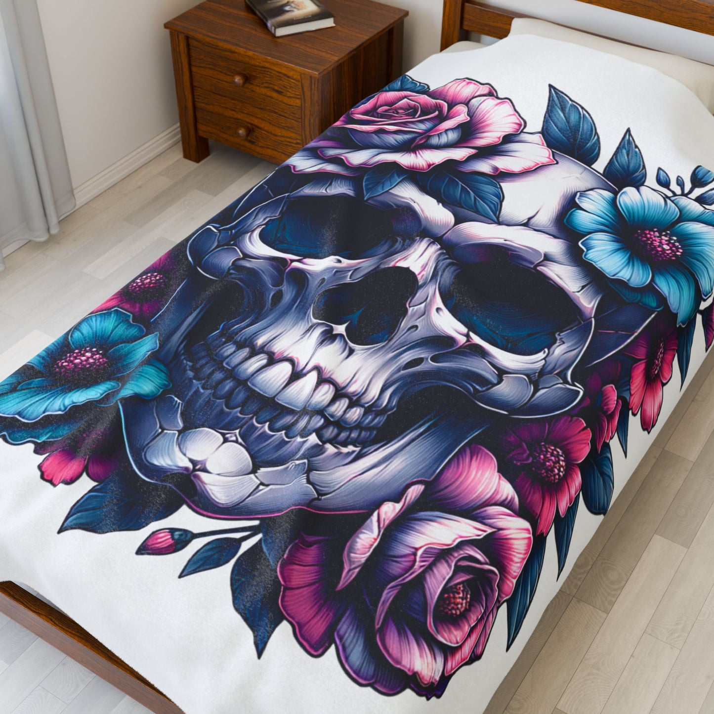 Skull & Floral Velveteen Plush Blanket - Cozy Decor for Gothic Aesthetics